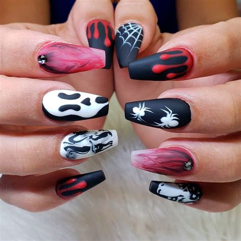 Get Halloween-Ready with These Witchcraft-Themed Press On Nails